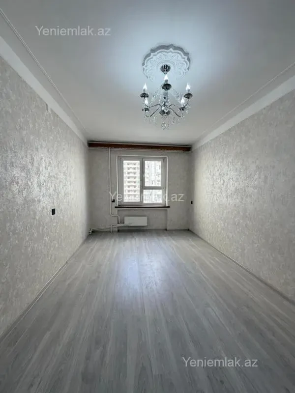 Satılır 2 otaqlı köhnə tikili 60 m²