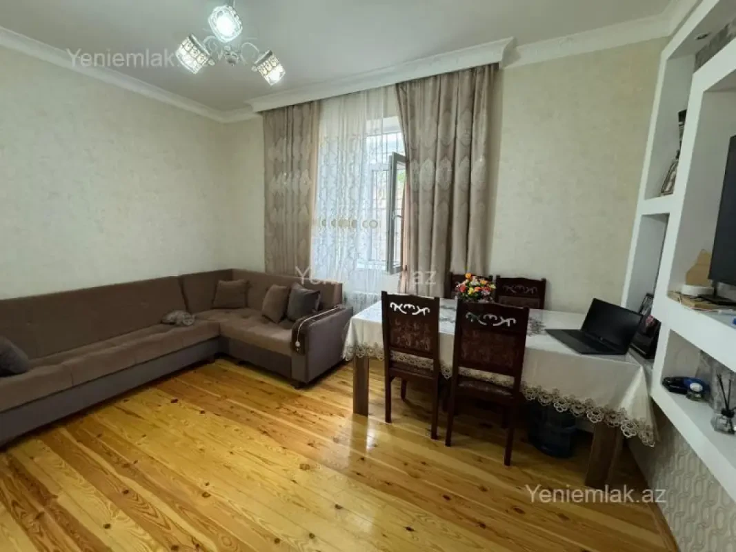 Satılır 2 otaqlı həyət evi 60 m²