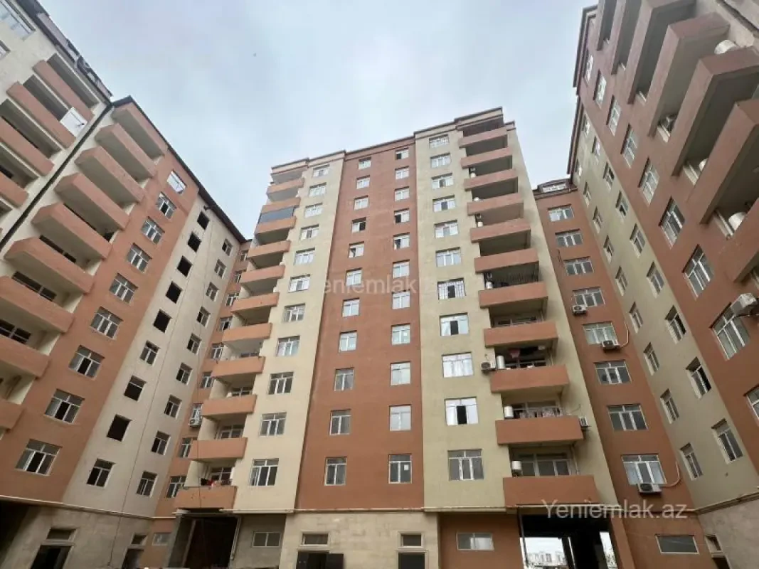 Satılır 3 otaqlı yeni tikili 64.5 m²