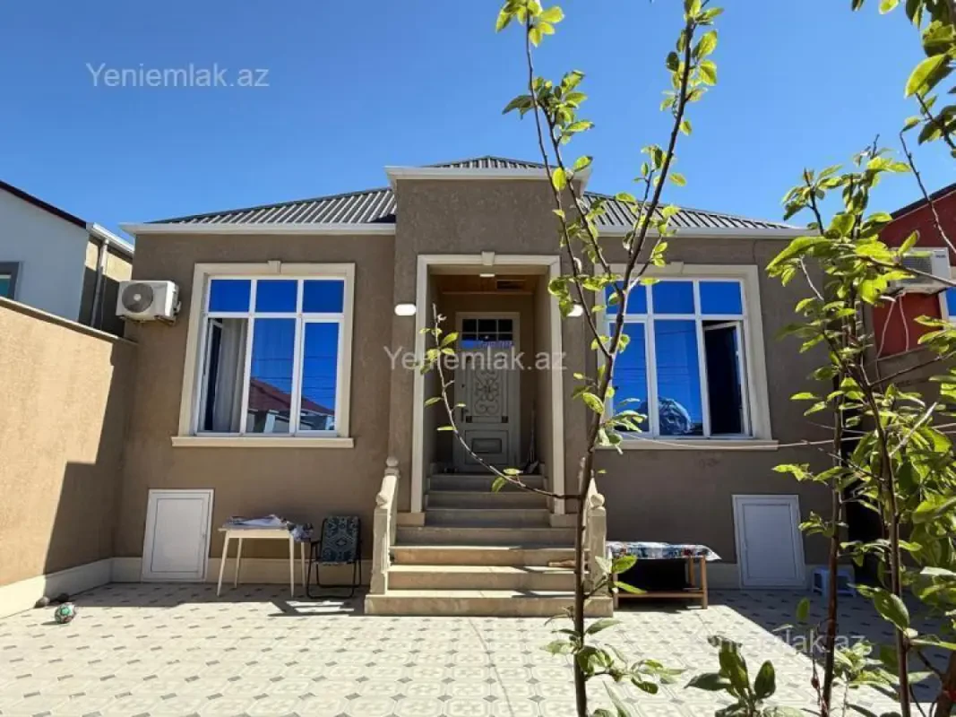 Satılır 4 otaqlı həyət evi 120 m²