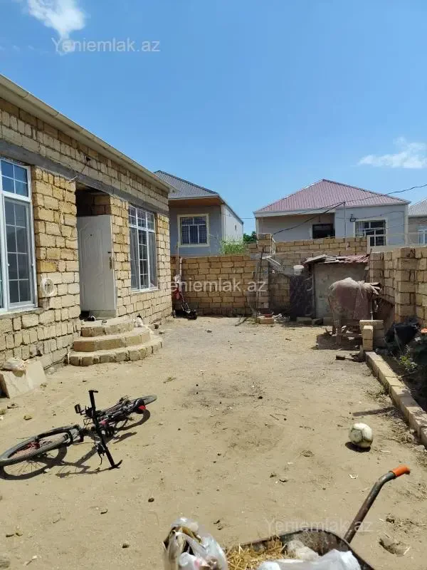 Satılır 3 otaqlı həyət evi 73 m²