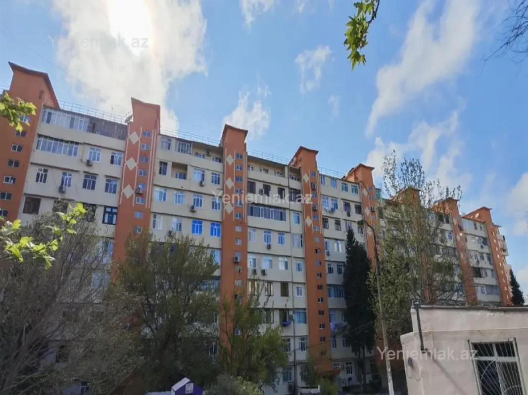 Satılır 3 otaqlı köhnə tikili 80 m²