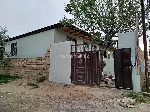 Satılır 3 otaqlı həyət evi 70 m² — Sumqayıt 3 otaq 70.00 m²