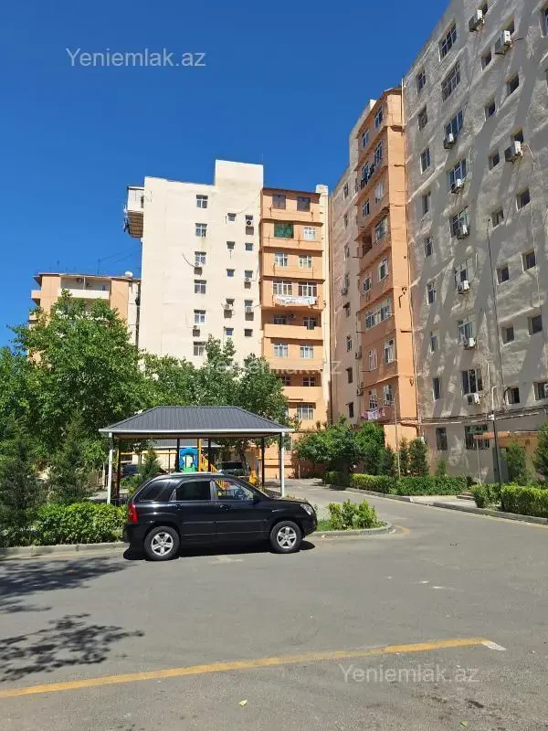 Satılır 4 otaqlı köhnə tikili 90 m²