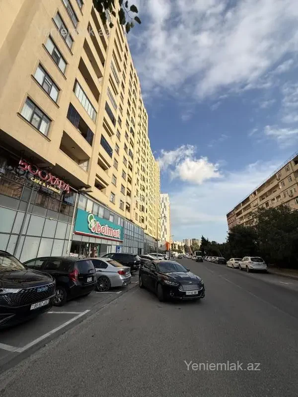 Satılır 3 otaqlı yeni tikili 80 m²