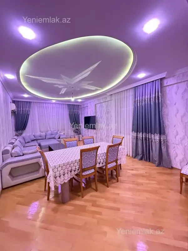 Satılır 3 otaqlı yeni tikili 136 m²