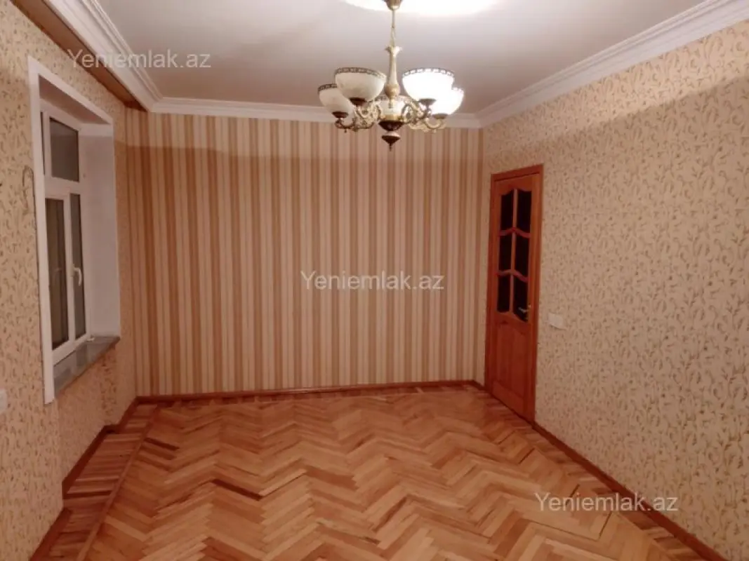 Satılır 3 otaqlı köhnə tikili 60 m²