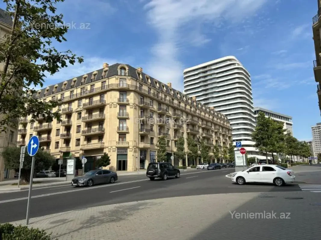 Satılır 3 otaqlı yeni tikili 137 m²