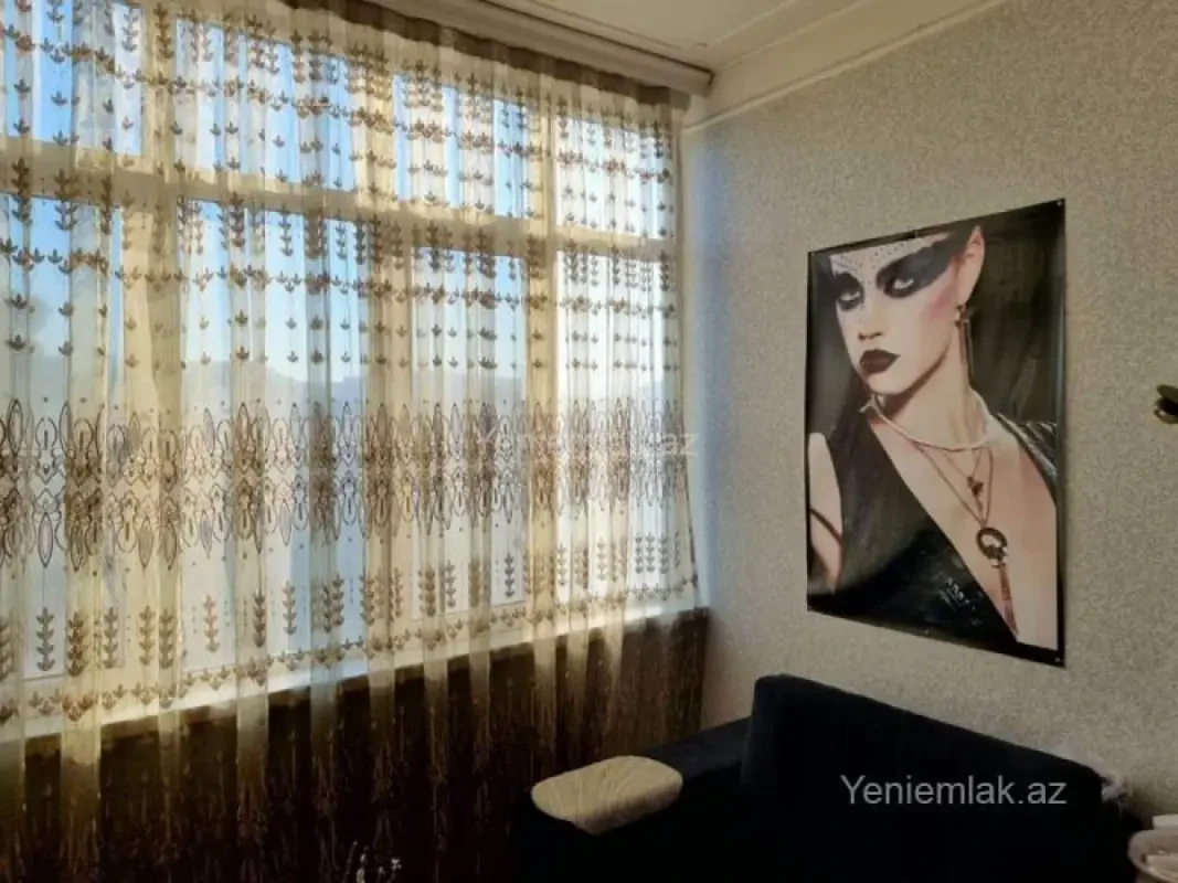 Satılır 3 otaqlı köhnə tikili 60 m²