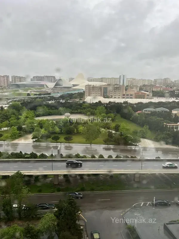 Satılır 2 otaqlı yeni tikili 65 m²