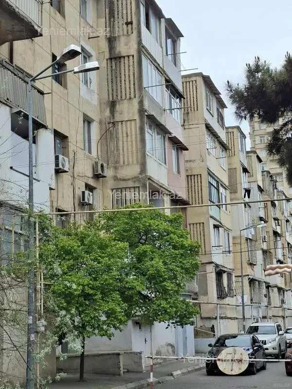 Satılır 3 otaqlı köhnə tikili 65 m²