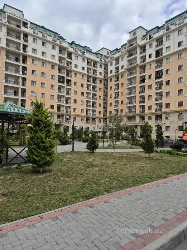 Satılır 2 otaqlı yeni tikili 42 m²