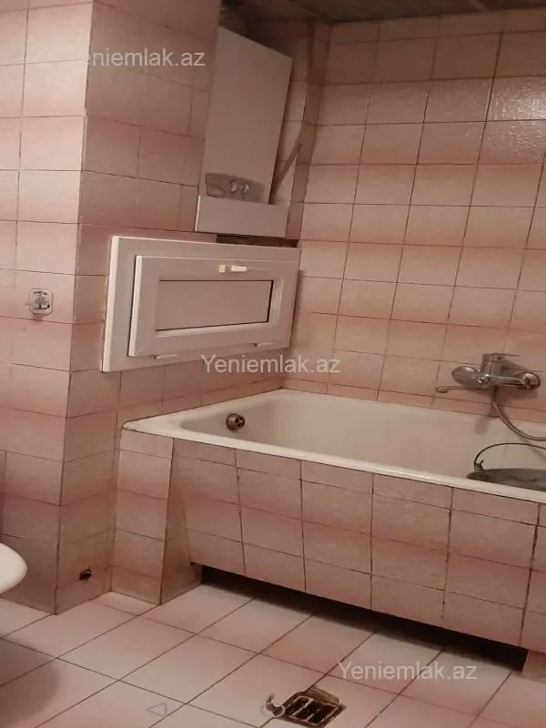 Satılır 2 otaqlı köhnə tikili 50 m²