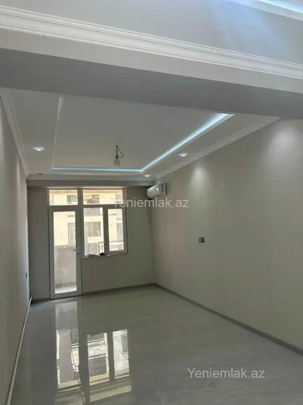 Satılır 3 otaqlı yeni tikili 83 m²