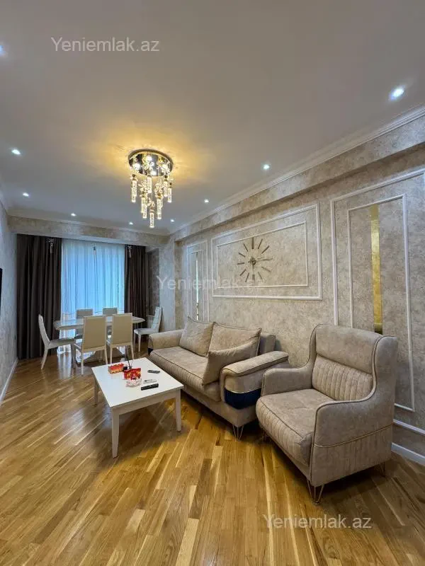 Satılır 3 otaqlı yeni tikili 90 m²