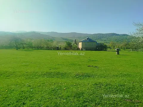Satılır torpaq sahəsi — Quba