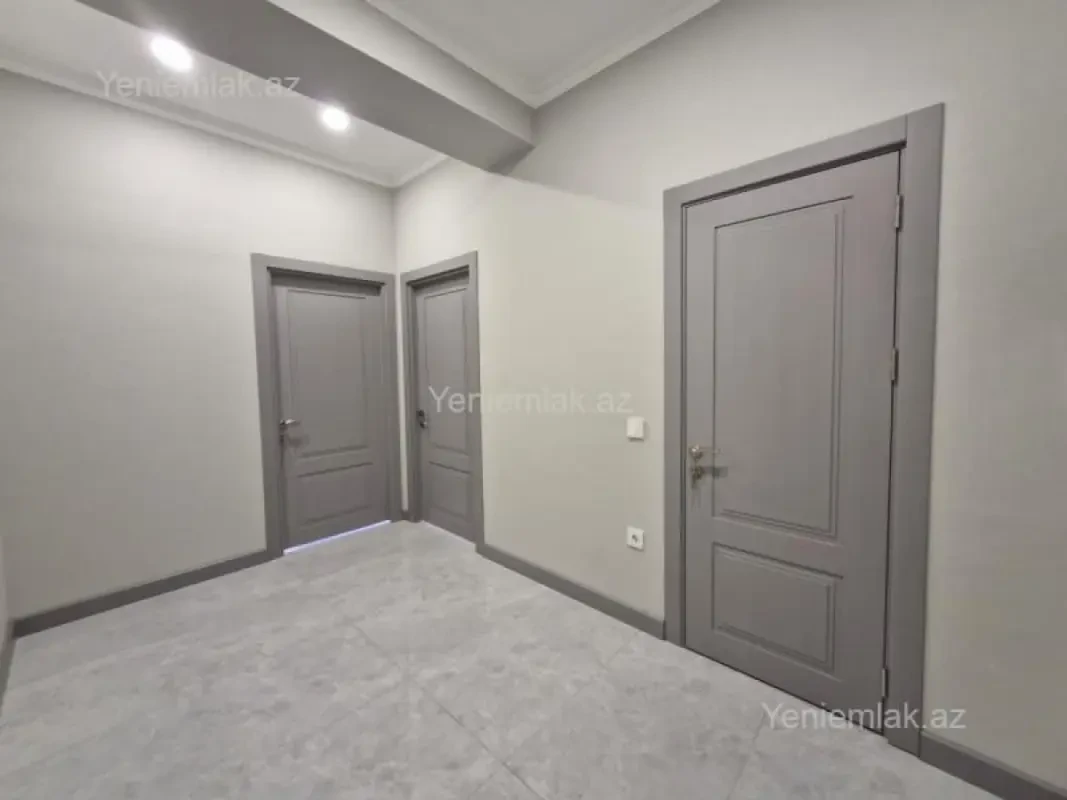 Satılır 2 otaqlı yeni tikili 60 m²