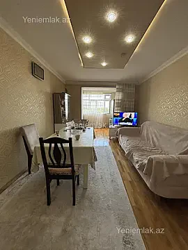 Satılır 3 otaqlı köhnə tikili 70 m² — Sumqayıt, 5-ci mikrorayon 3 otaq 70.00 m²