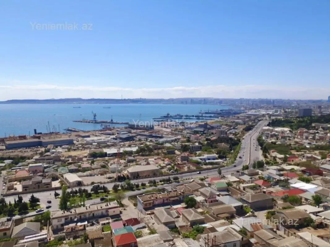 Satılır 3 otaqlı yeni tikili 135 m²