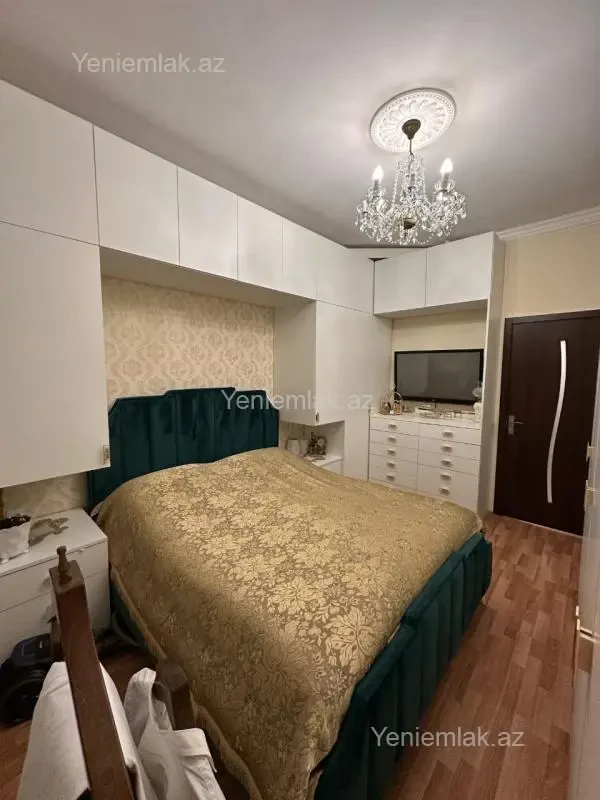 Satılır 2 otaqlı yeni tikili 60 m²