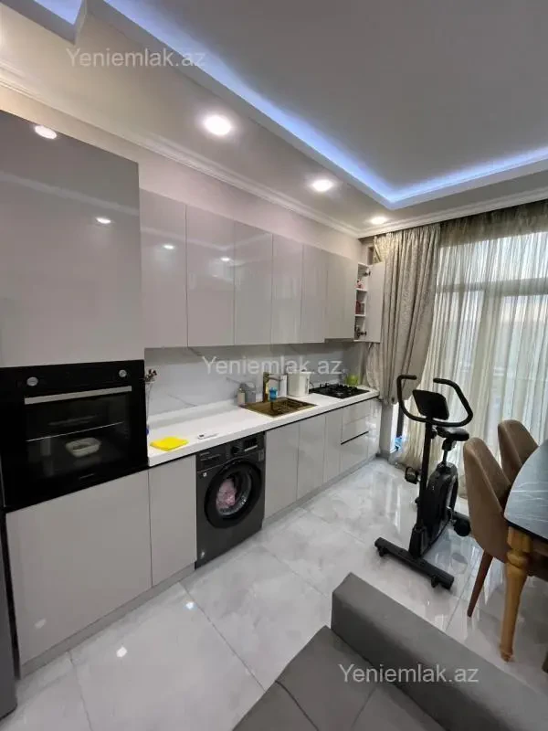 Satılır 2 otaqlı yeni tikili 61 m²