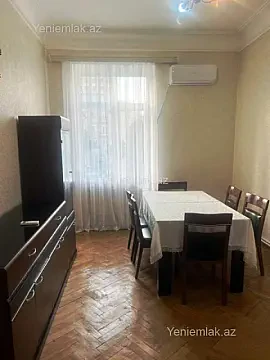 Satılır 3 otaqlı köhnə tikili 80 m² — Bakı, Nərimanov 3 otaq 80.00 m²