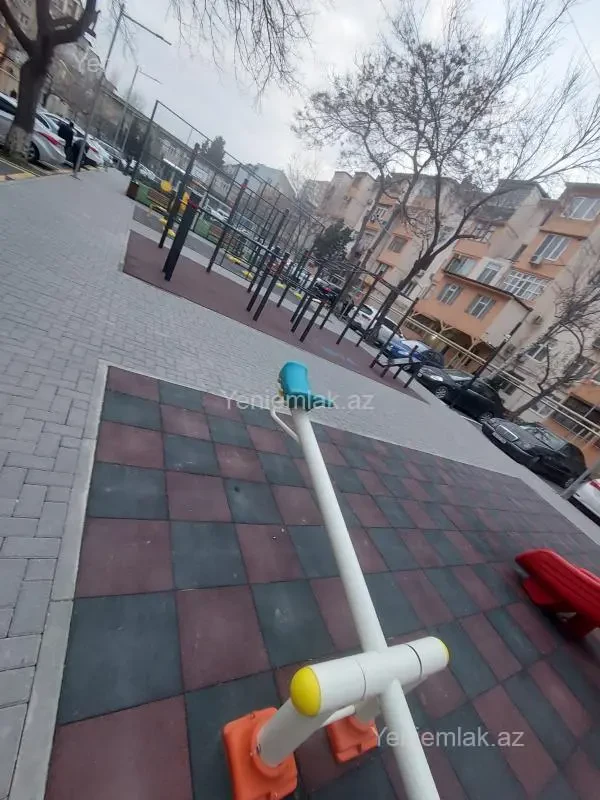 Satılır 2 otaqlı köhnə tikili 50 m²