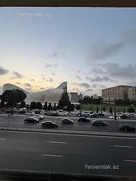 Satılır 3 otaqlı köhnə tikili 75 m² — Bakı, Nərimanov 3 otaq 75.00 m²