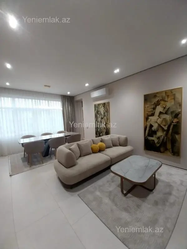 Satılır 3 otaqlı yeni tikili 108 m²