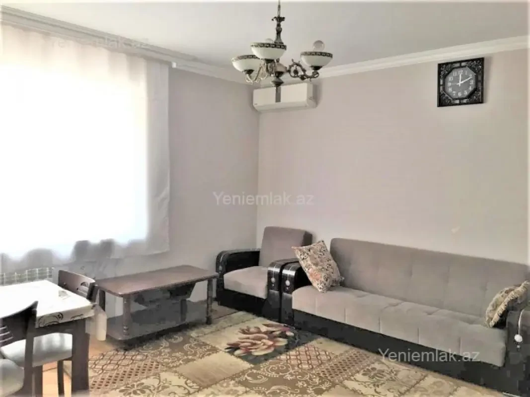 Satılır 2 otaqlı köhnə tikili 60 m²