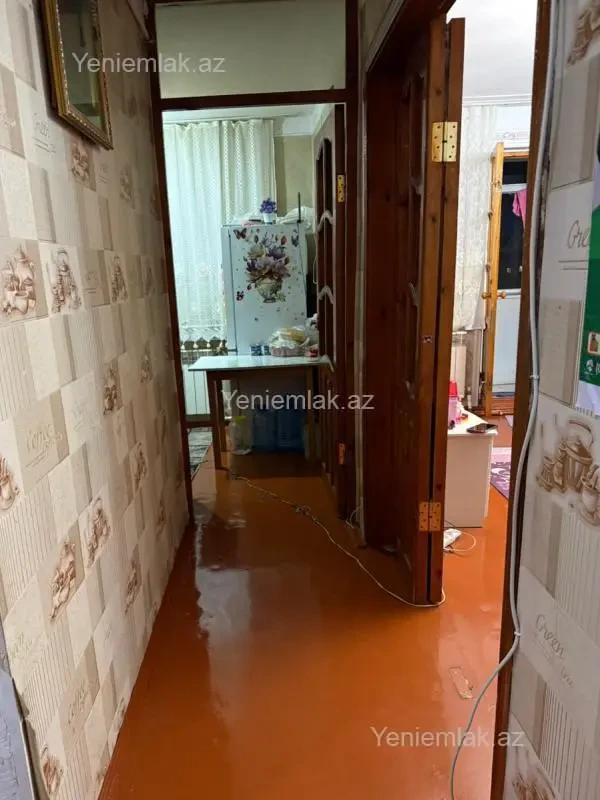 Satılır 2 otaqlı köhnə tikili 45 m²