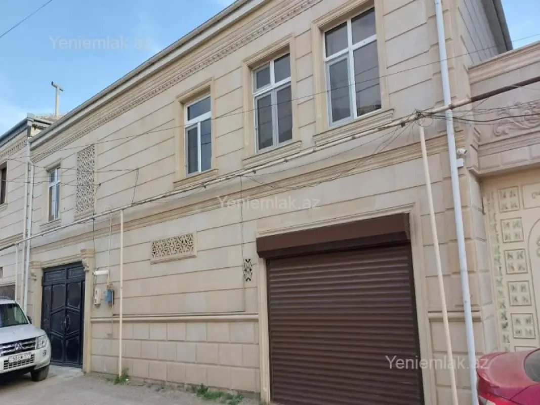 Satılır 6 otaqlı həyət evi 225 m²