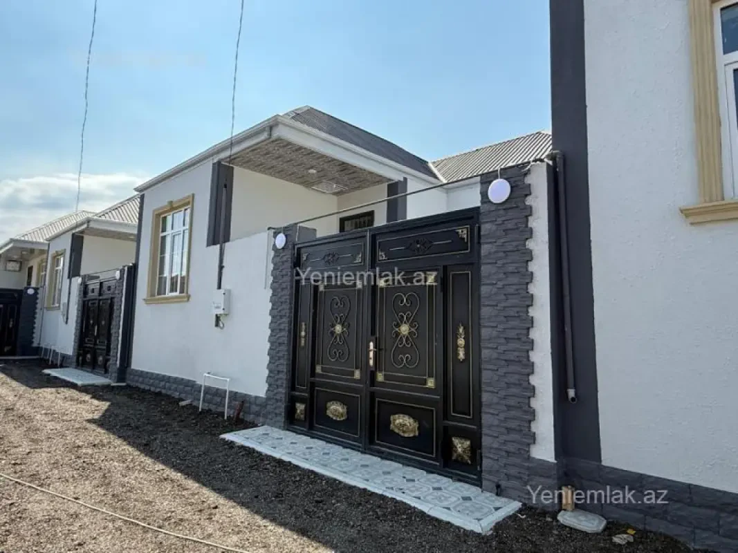Satılır 2 otaqlı həyət evi 65 m²
