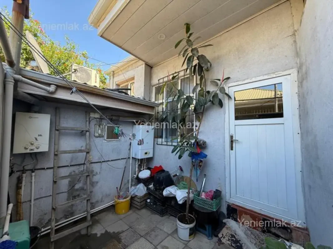 Satılır 2 otaqlı həyət evi 40 m²