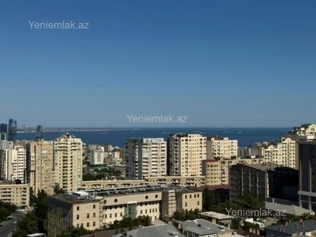 Satılır 5 otaqlı yeni tikili 238 m²