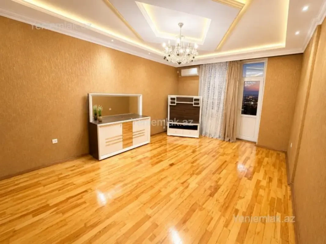 Satılır 3 otaqlı yeni tikili 108 m²