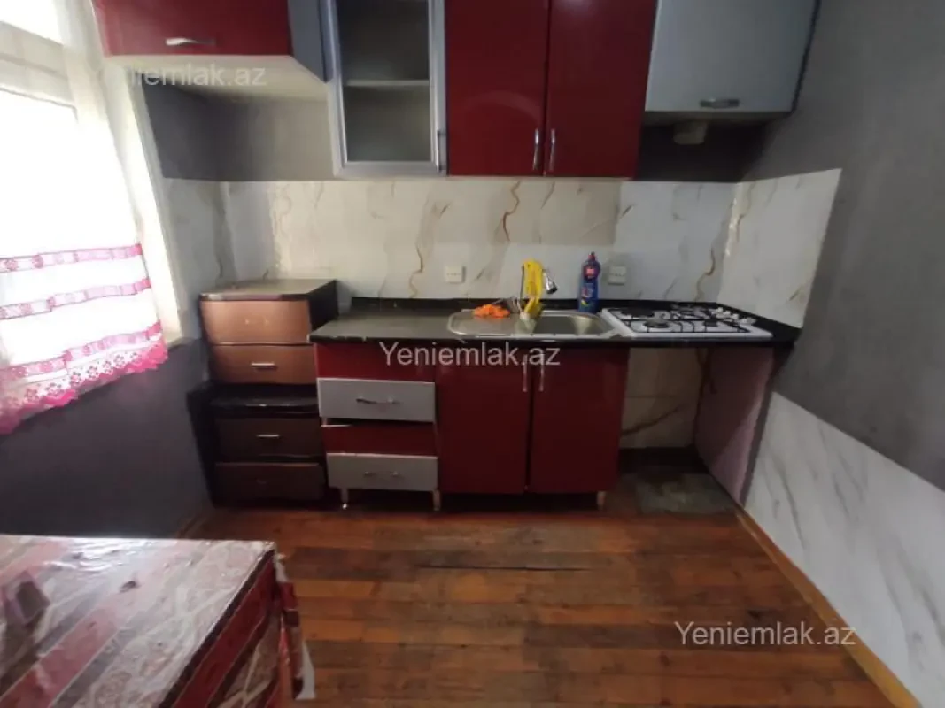 Satılır 2 otaqlı həyət evi 55 m²