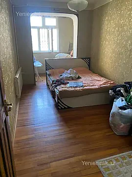 Satılır 3 otaqlı köhnə tikili 85 m² — Bakı, Nizami 3 otaq 85.00 m²