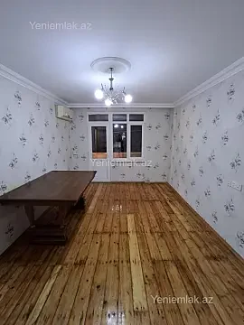Satılır 1 otaqlı köhnə tikili 30 m² — Sumqayıt, 2-ci mikrorayon 1 otaq 30.00 m²