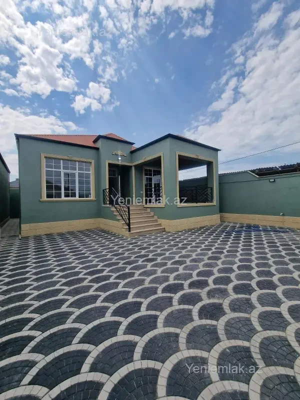 Satılır 4 otaqlı həyət evi 128 m²