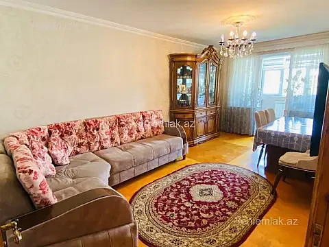 Satılır 4 otaqlı köhnə tikili 70 m² — Bakı, Nizami 4 otaq 70.00 m²