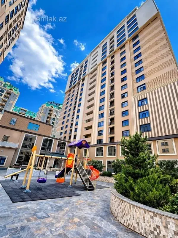 Satılır 3 otaqlı yeni tikili 101.7 m²