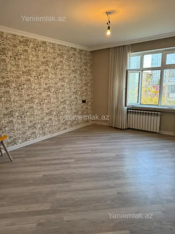 Satılır 2 otaqlı köhnə tikili 53 m²