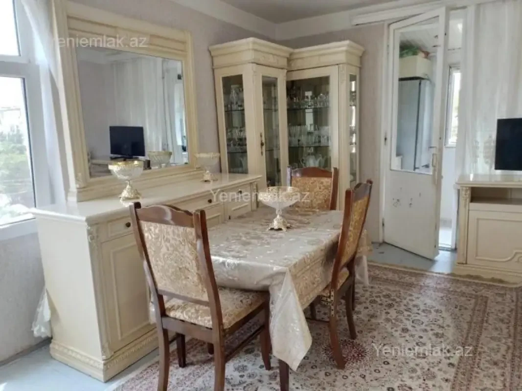 Satılır 2 otaqlı köhnə tikili 35 m²