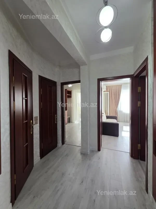 Satılır 2 otaqlı yeni tikili 68 m²