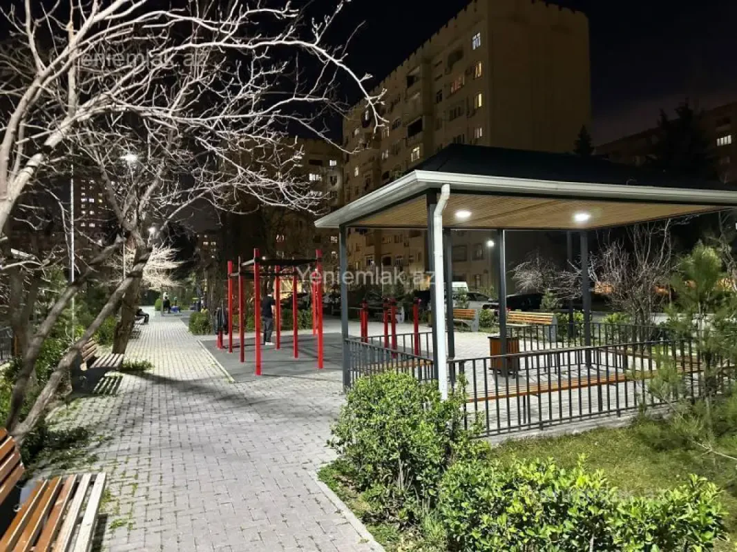 Satılır 2 otaqlı köhnə tikili 60 m²