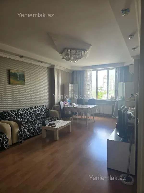 Satılır 3 otaqlı yeni tikili 100 m²