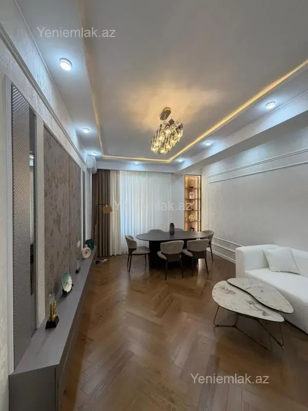 Satılır 2 otaqlı yeni tikili 85 m²