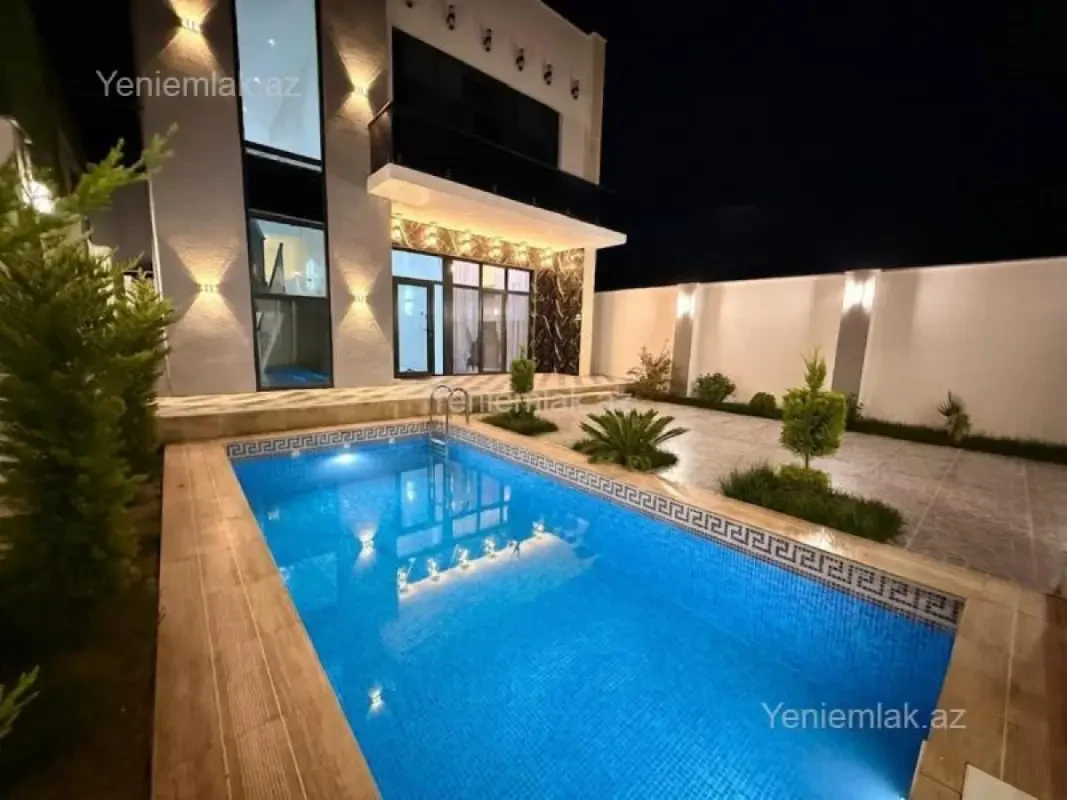 Satılır 4 otaqlı həyət evi 250 m²