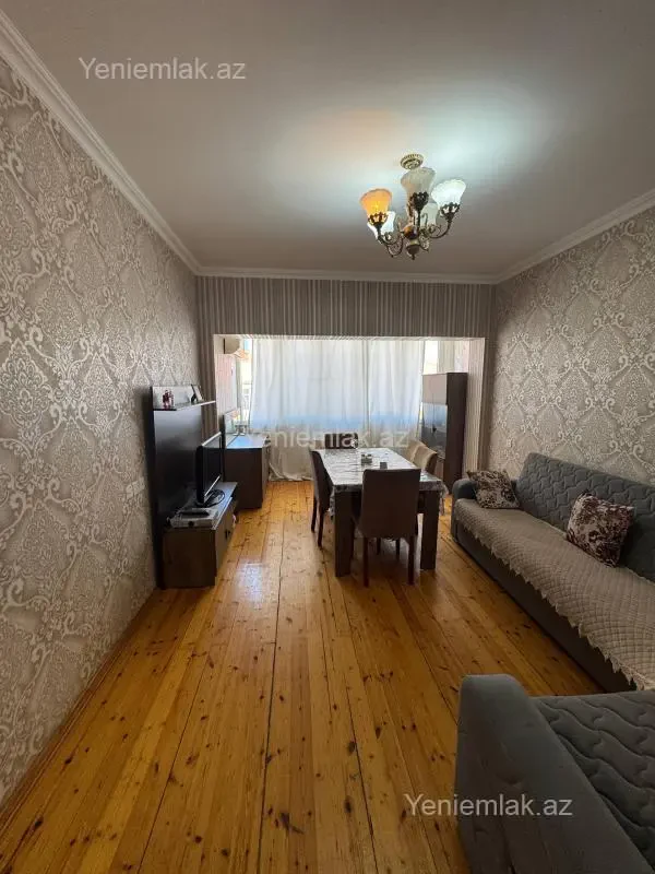 Satılır 4 otaqlı yeni tikili 75 m²